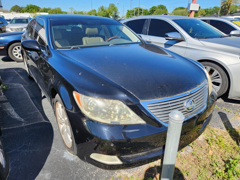 2008 Lexus LS Base's photo