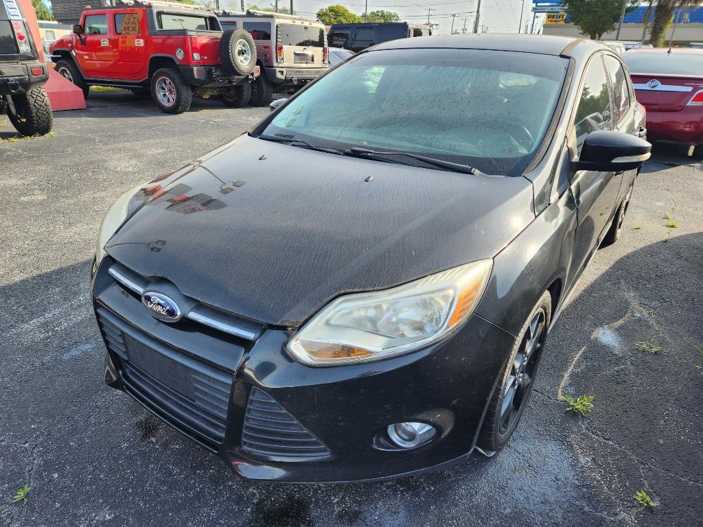 2014 Ford Focus SE's photo