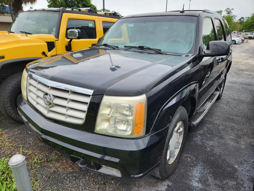 2002 Cadillac Escalade Base's photo